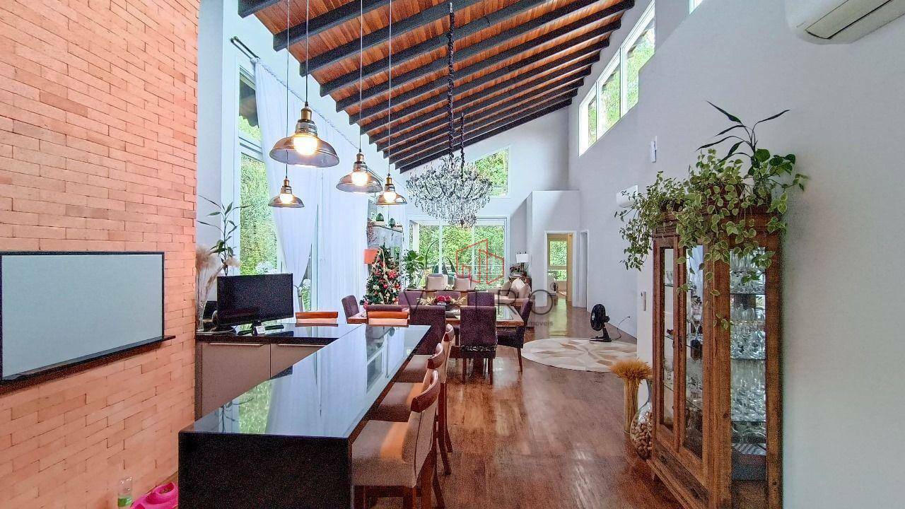 Casa de Condomínio à venda com 4 quartos, 250m² - Foto 7