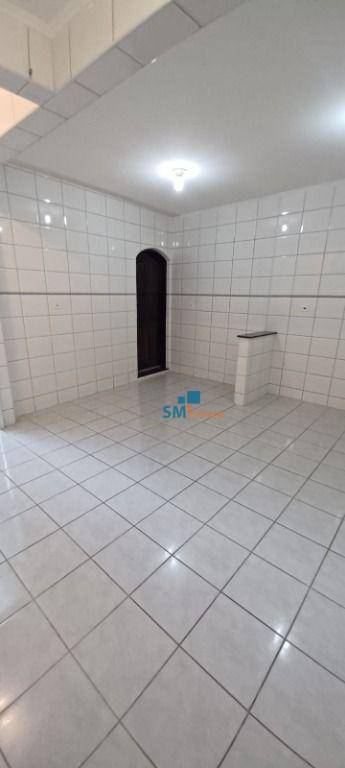 Sobrado à venda com 3 quartos, 274m² - Foto 14