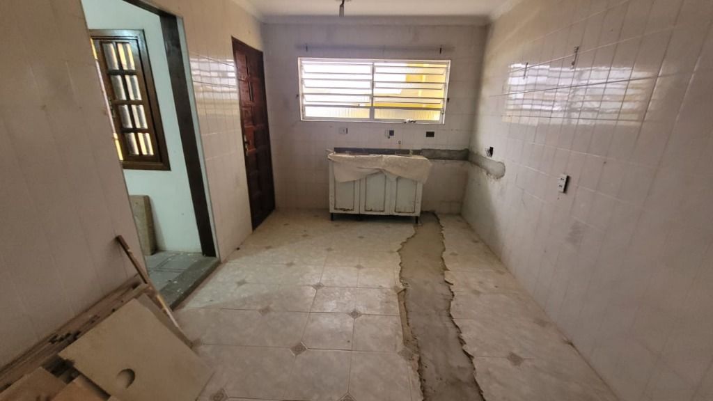 Casa à venda com 3 quartos, 150m² - Foto 25