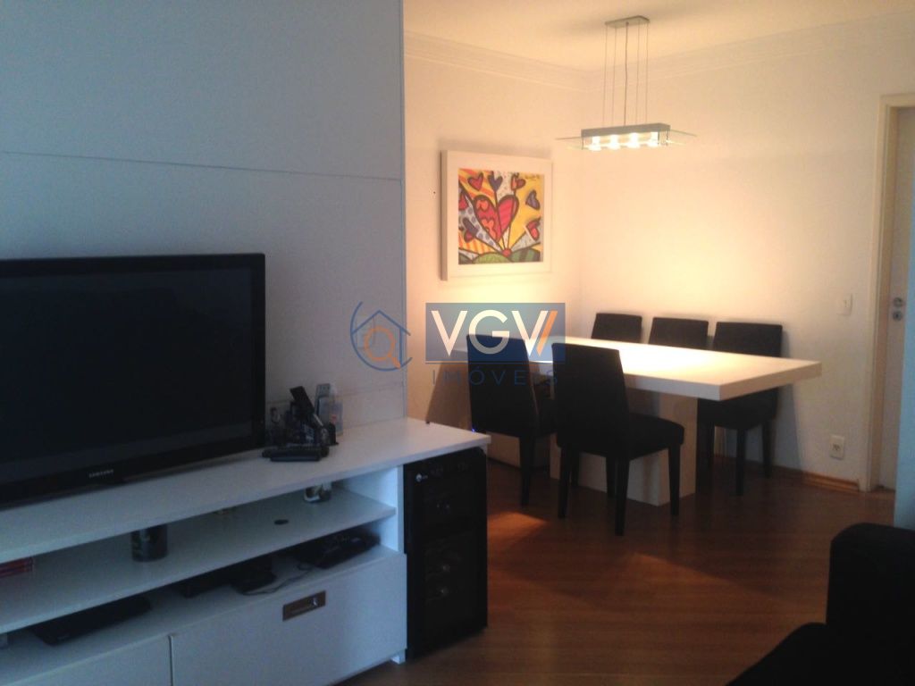 Apartamento à venda com 3 quartos, 70m² - Foto 1