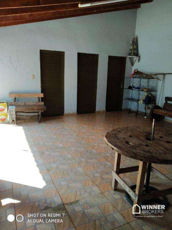 Chácara à venda com 2 quartos, 150m² - Foto 9