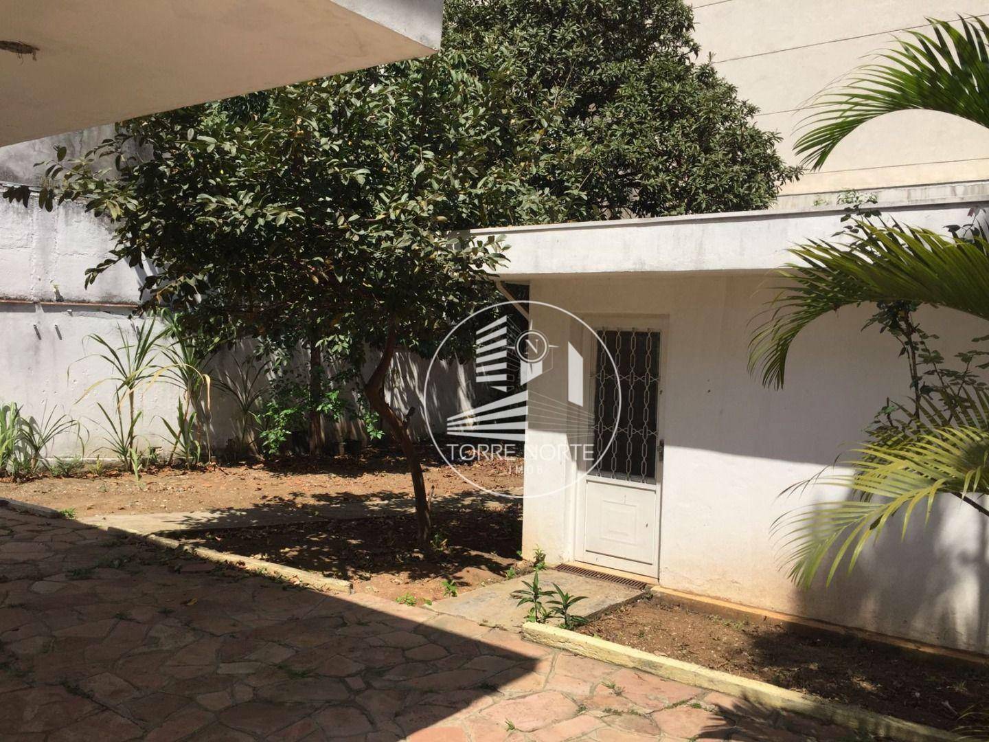 Casa à venda com 3 quartos, 292m² - Foto 15