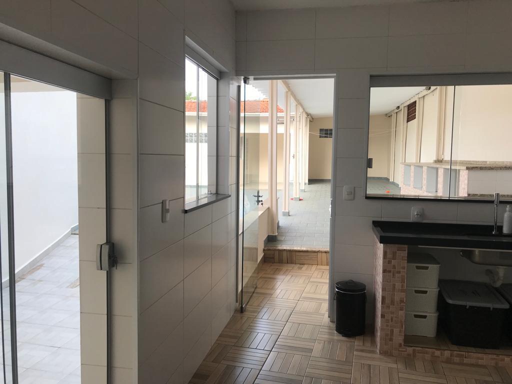 Sobrado à venda com 3 quartos, 240m² - Foto 3