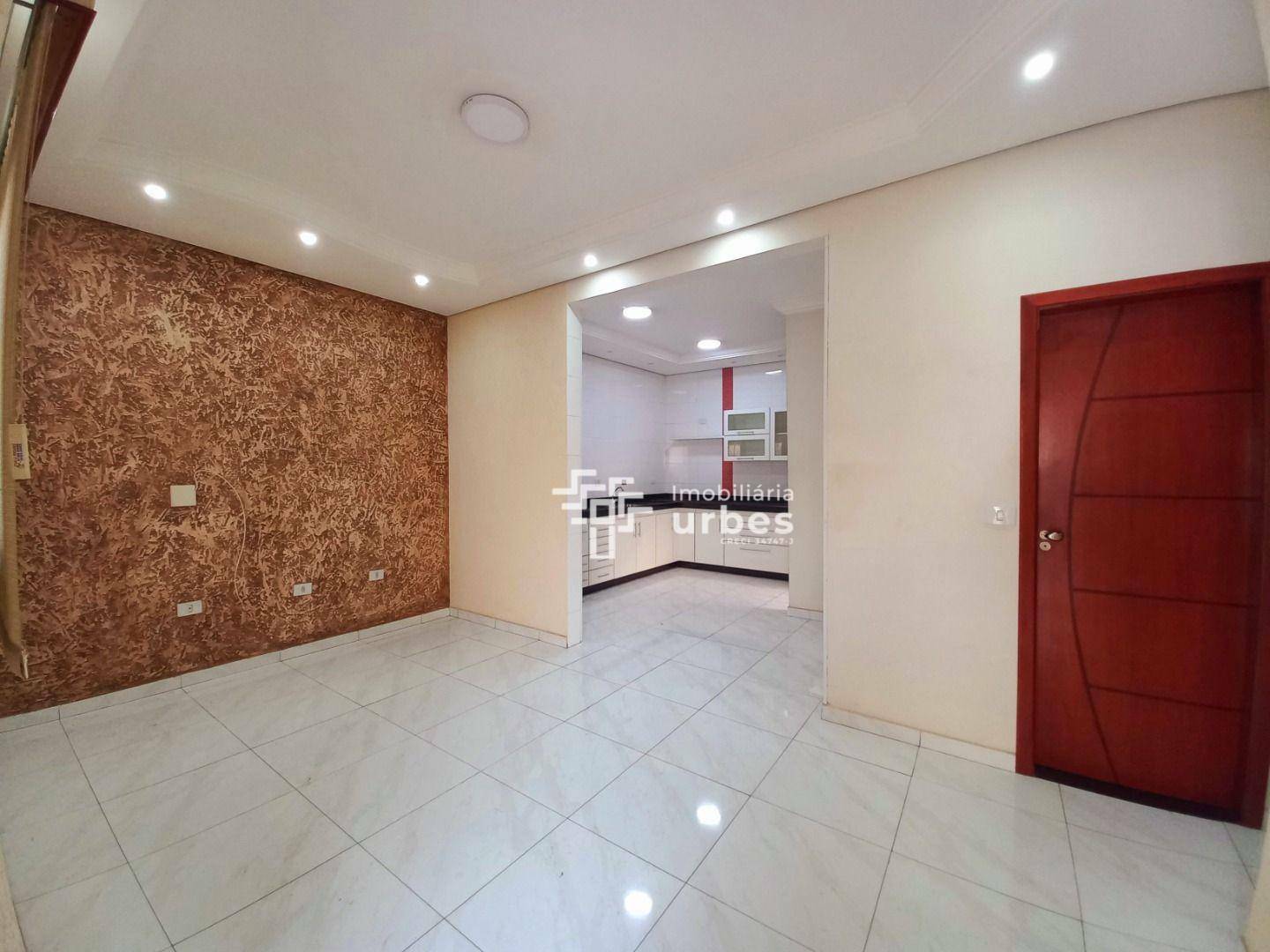 Casa à venda com 3 quartos, 100m² - Foto 1