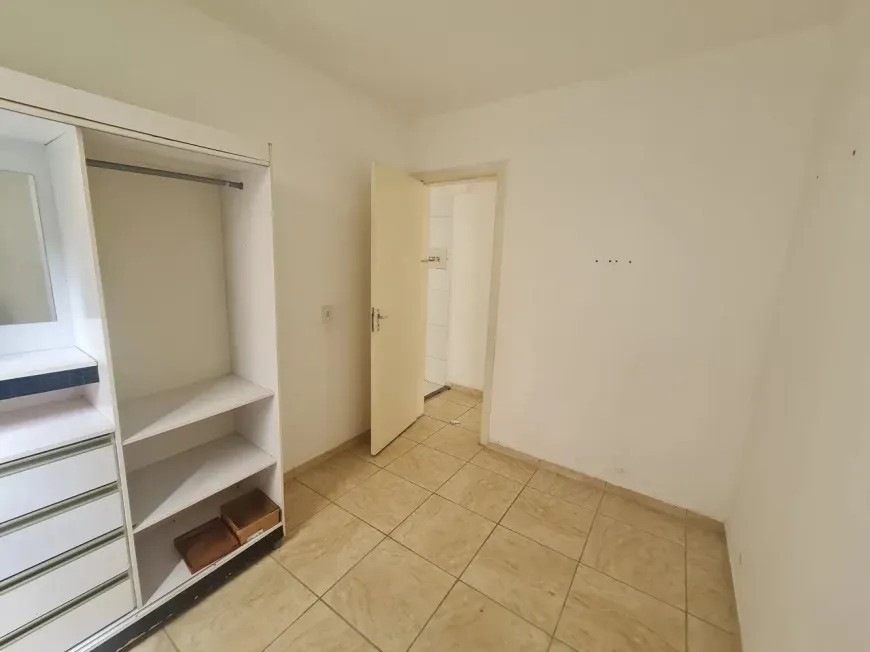 Apartamento à venda com 2 quartos, 42m² - Foto 4