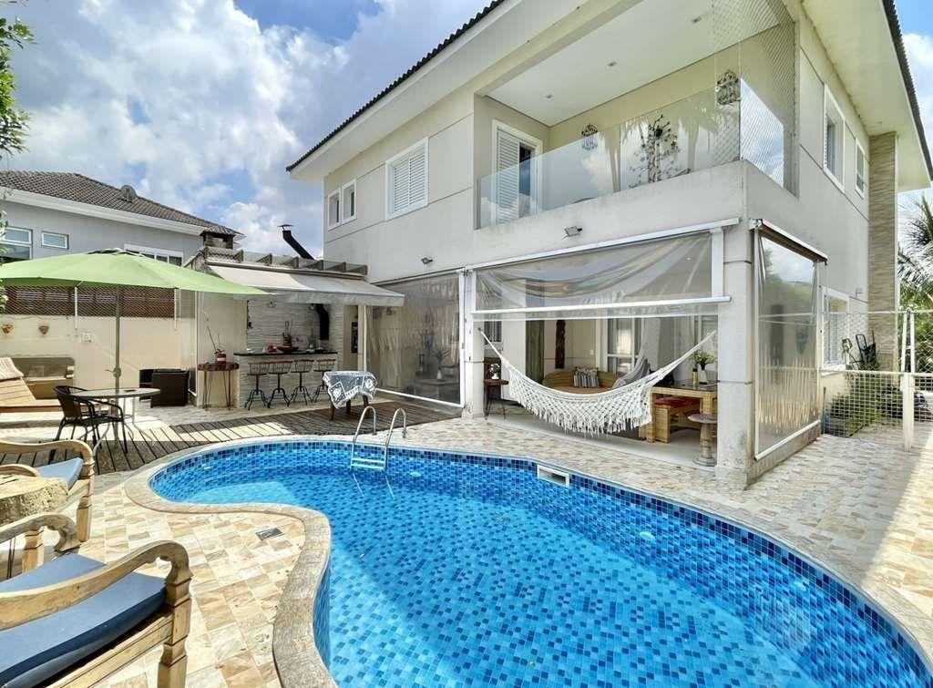 Sobrado à venda com 4 quartos, 287m² - Foto 1