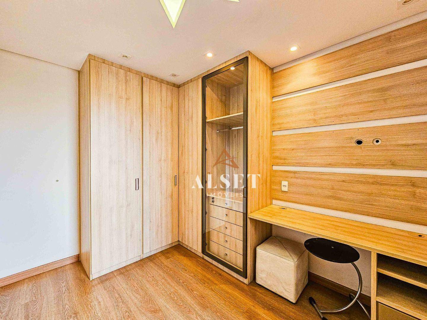 Apartamento à venda com 3 quartos, 124m² - Foto 33