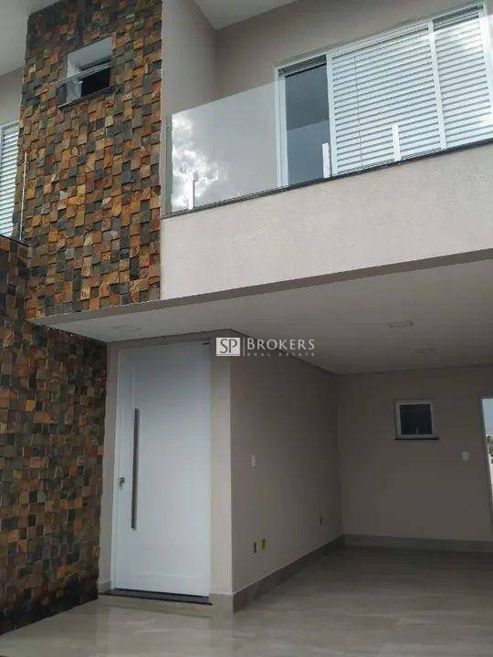 Casa à venda com 3 quartos, 213m² - Foto 2