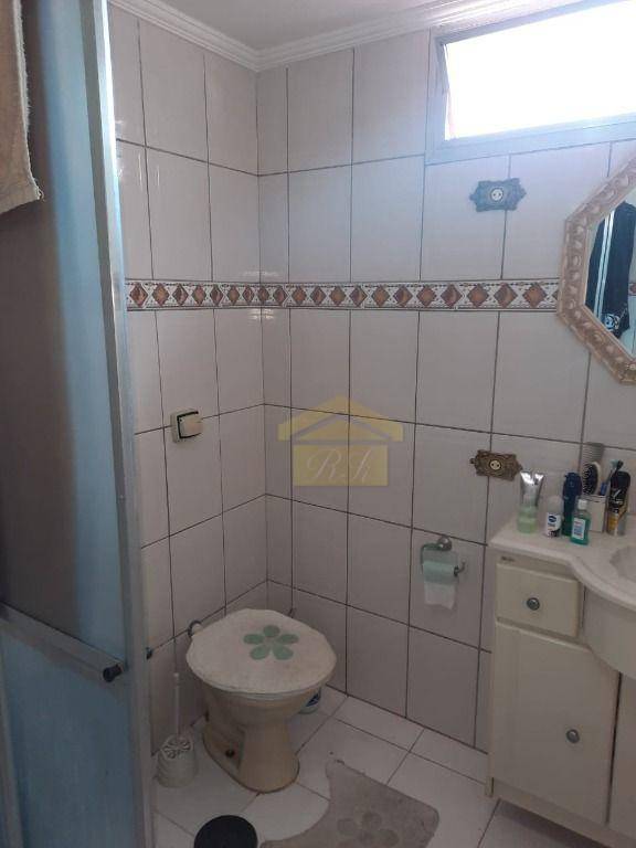 Apartamento à venda com 2 quartos, 67m² - Foto 13