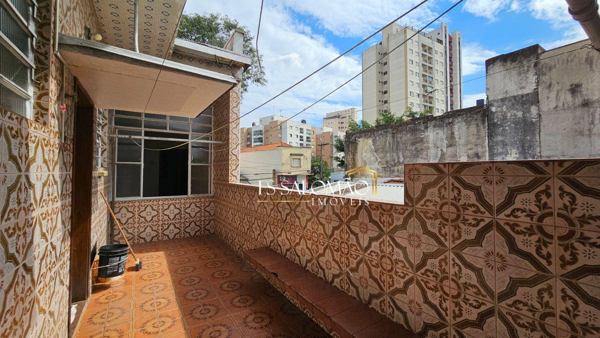 Casa à venda e aluguel com 4 quartos, 180m² - Foto 8