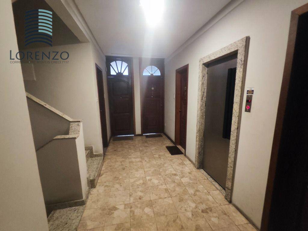 Apartamento para alugar com 3 quartos, 120m² - Foto 21