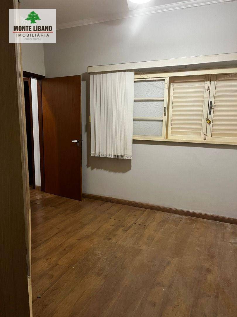 Casa à venda com 3 quartos, 300m² - Foto 24