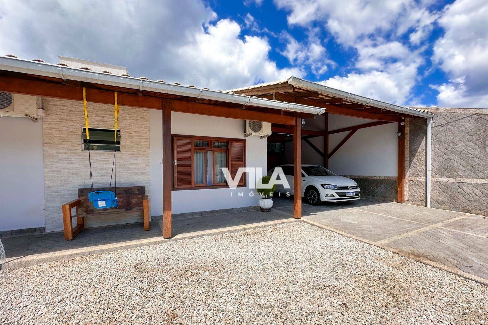 Casa à venda com 3 quartos, 229m² - Foto 2