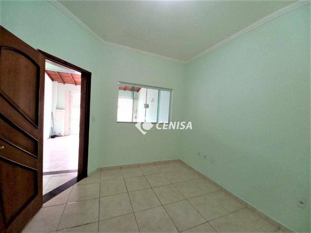 Casa à venda com 2 quartos, 92m² - Foto 3