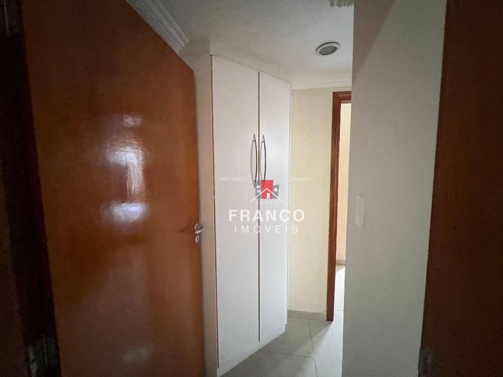 Apartamento à venda com 2 quartos, 77m² - Foto 16