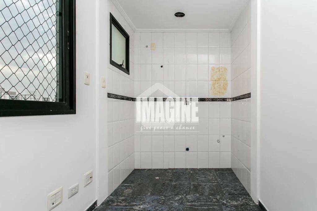 Apartamento à venda com 3 quartos, 131m² - Foto 34