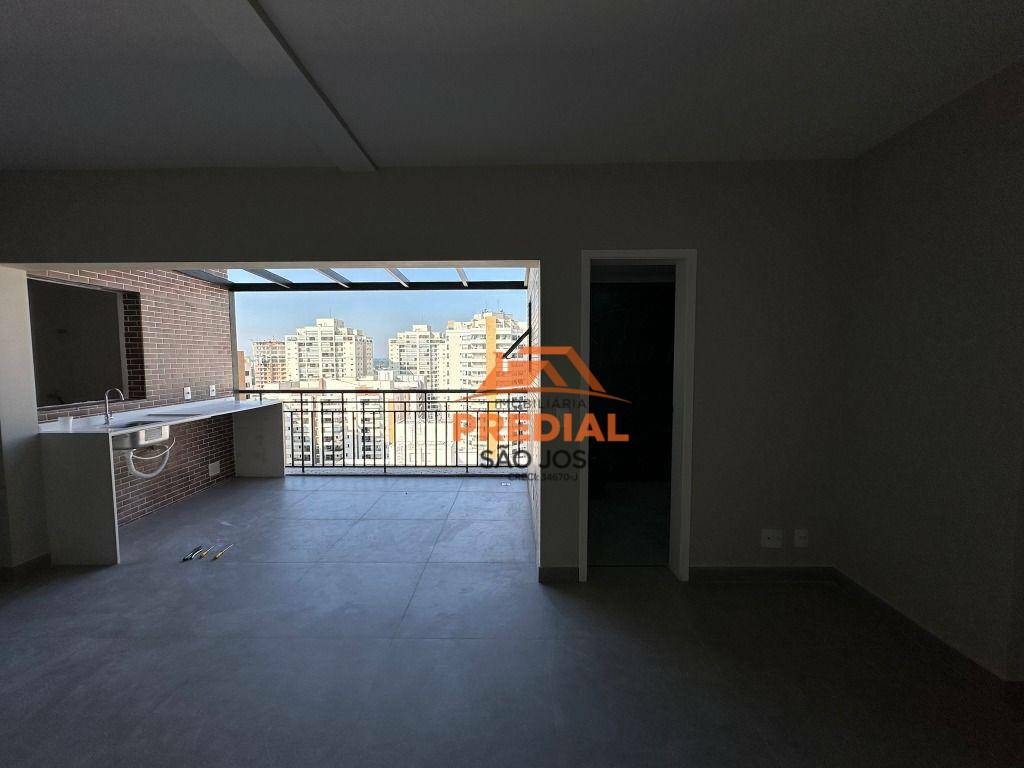 Apartamento à venda com 2 quartos, 96m² - Foto 9