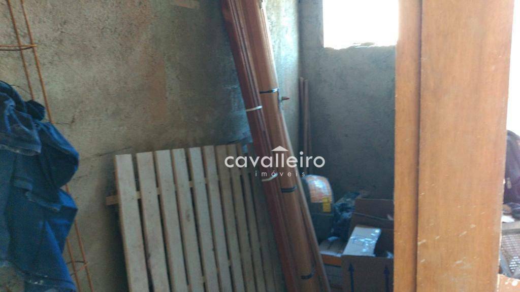 Casa à venda com 3 quartos, 120m² - Foto 14