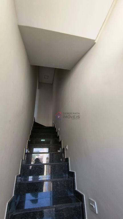 Sobrado à venda com 3 quartos, 135m² - Foto 18