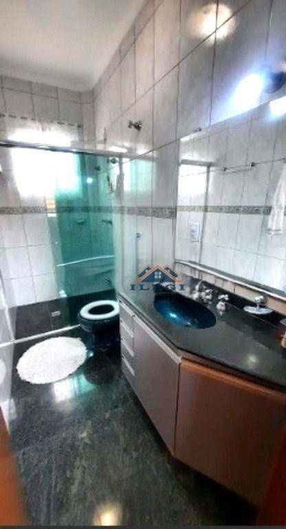 Casa de Condomínio à venda com 4 quartos, 302m² - Foto 23