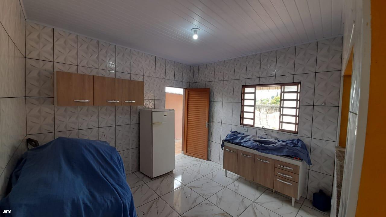 Chácara à venda com 2 quartos, 1090m² - Foto 2