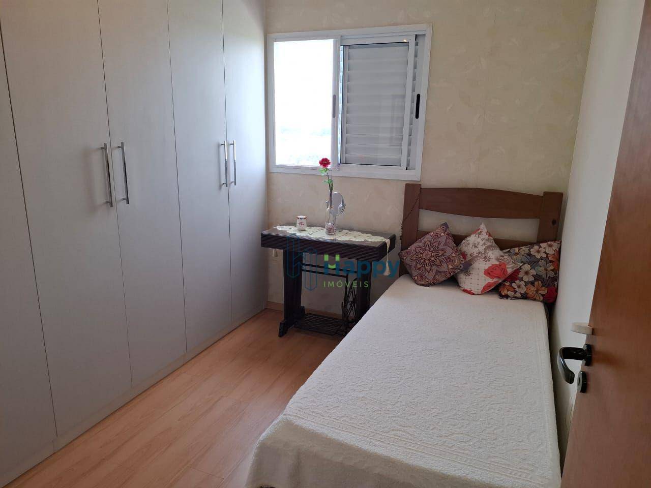 Apartamento à venda com 2 quartos, 67m² - Foto 13