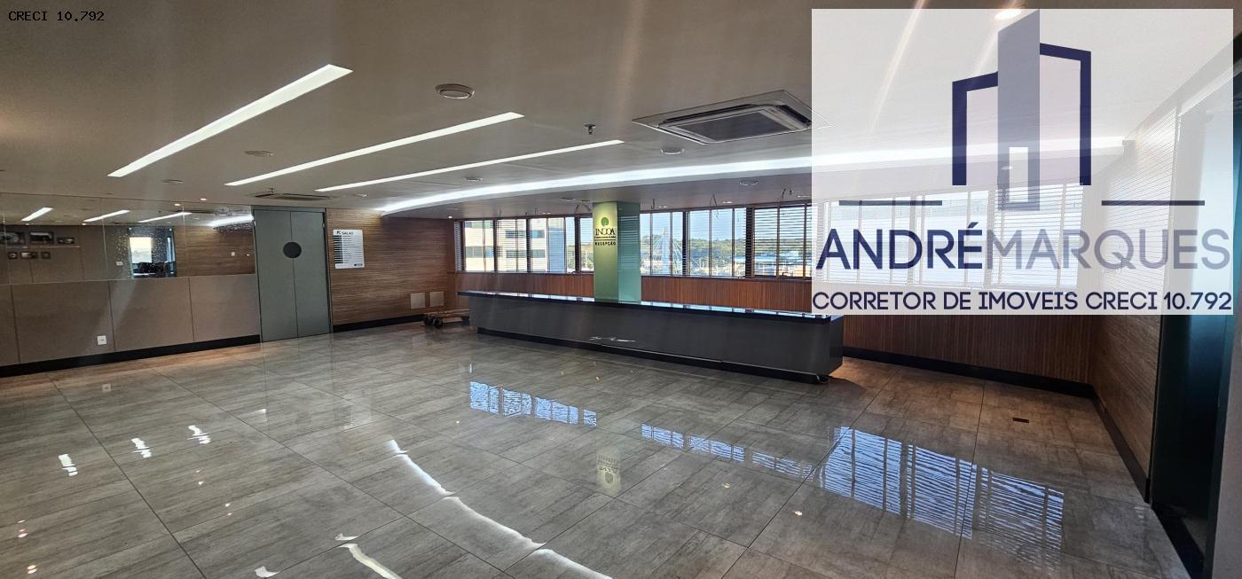 Conjunto Comercial-Sala à venda com 13 quartos, 421m² - Foto 1