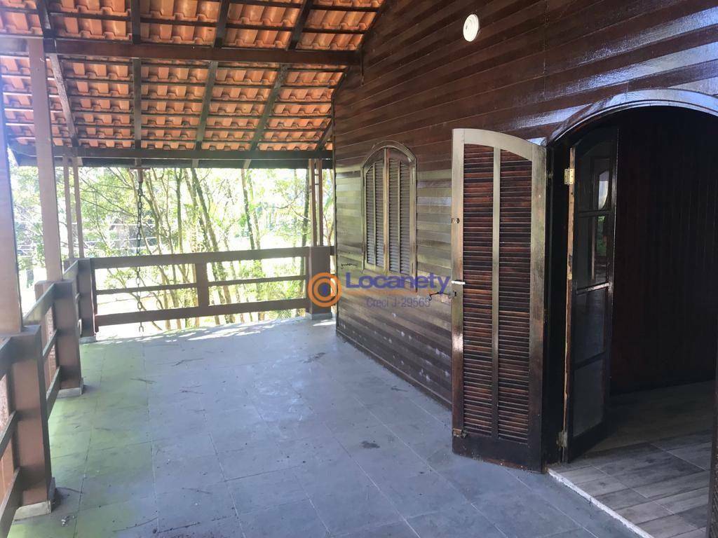 Casa, 4 quartos, 230 m² - Foto 4