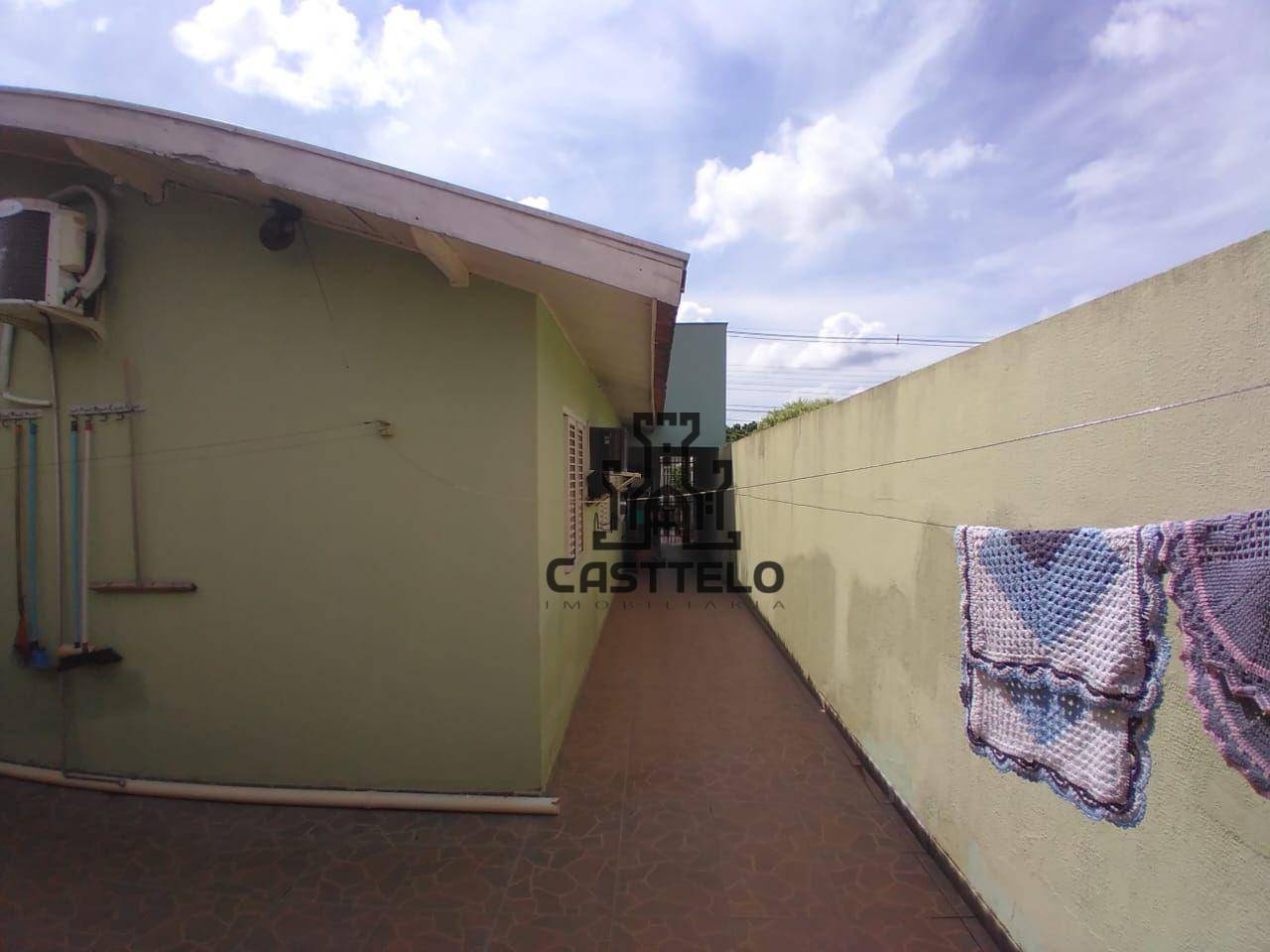 Casa à venda com 4 quartos, 180m² - Foto 22