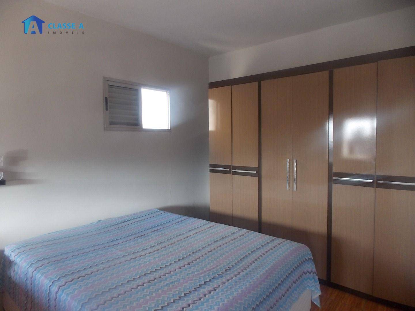 Casa à venda com 4 quartos, 228m² - Foto 11