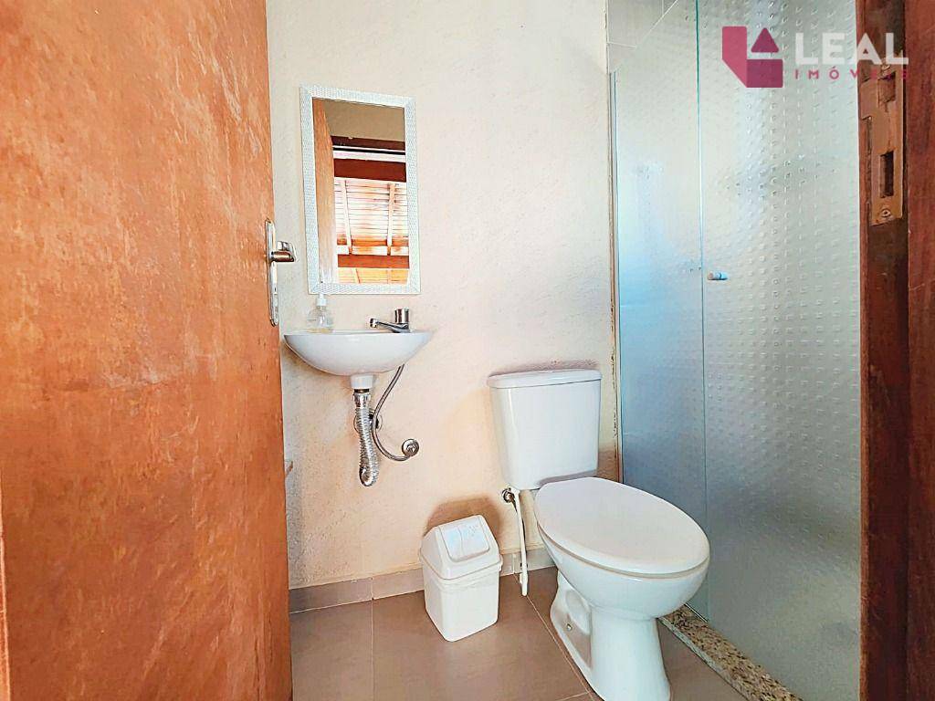 Casa à venda com 4 quartos, 306m² - Foto 17