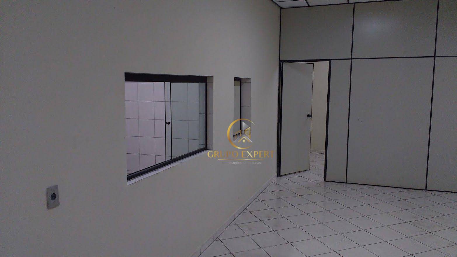 Depósito-Galpão-Armazém para alugar, 750m² - Foto 13