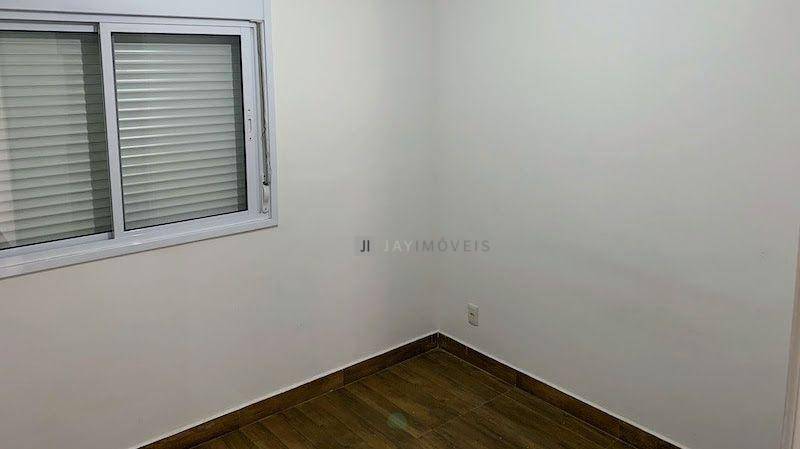 Apartamento à venda com 2 quartos, 68m² - Foto 5