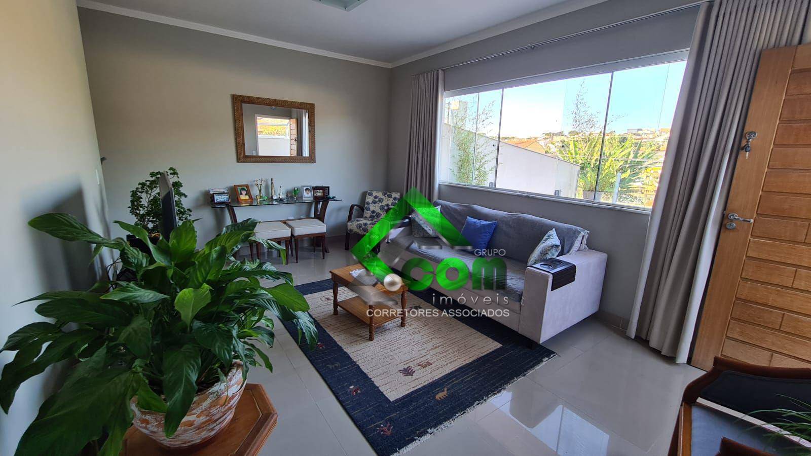 Casa à venda com 3 quartos, 141m² - Foto 5