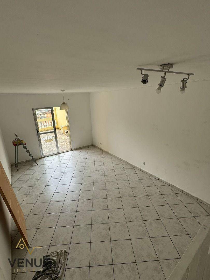 Sobrado à venda com 3 quartos, 214m² - Foto 9