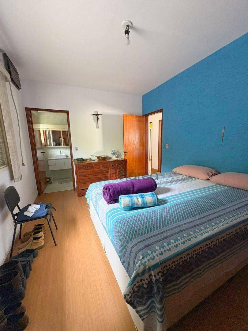 Casa à venda com 3 quartos, 344m² - Foto 23