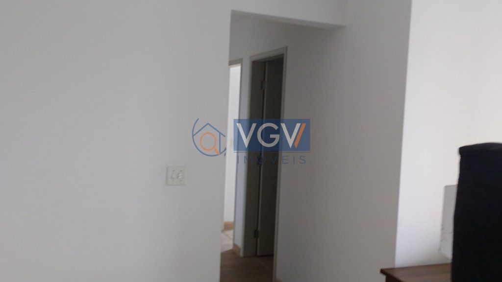 Apartamento à venda com 3 quartos, 80m² - Foto 8