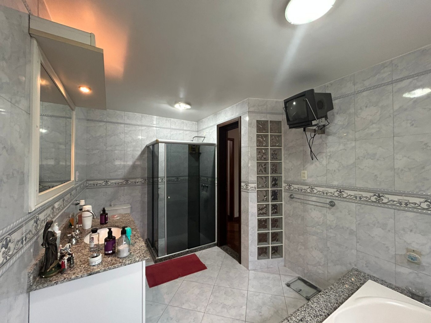 Casa à venda com 4 quartos, 109m² - Foto 32