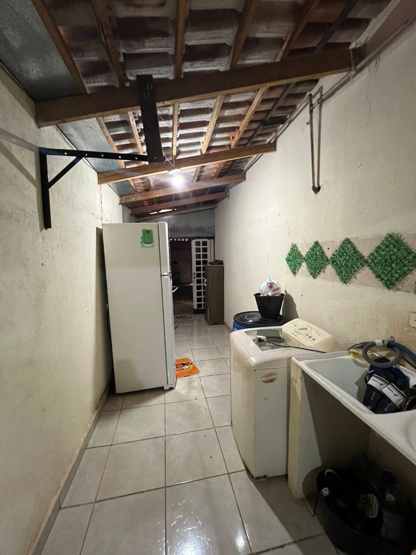 Casa à venda com 3 quartos, 300M2 - Foto 7