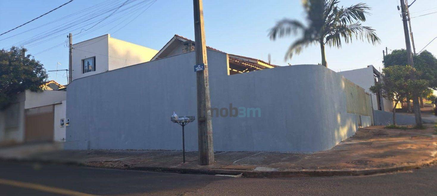 Casa à venda com 6 quartos, 180m² - Foto 13