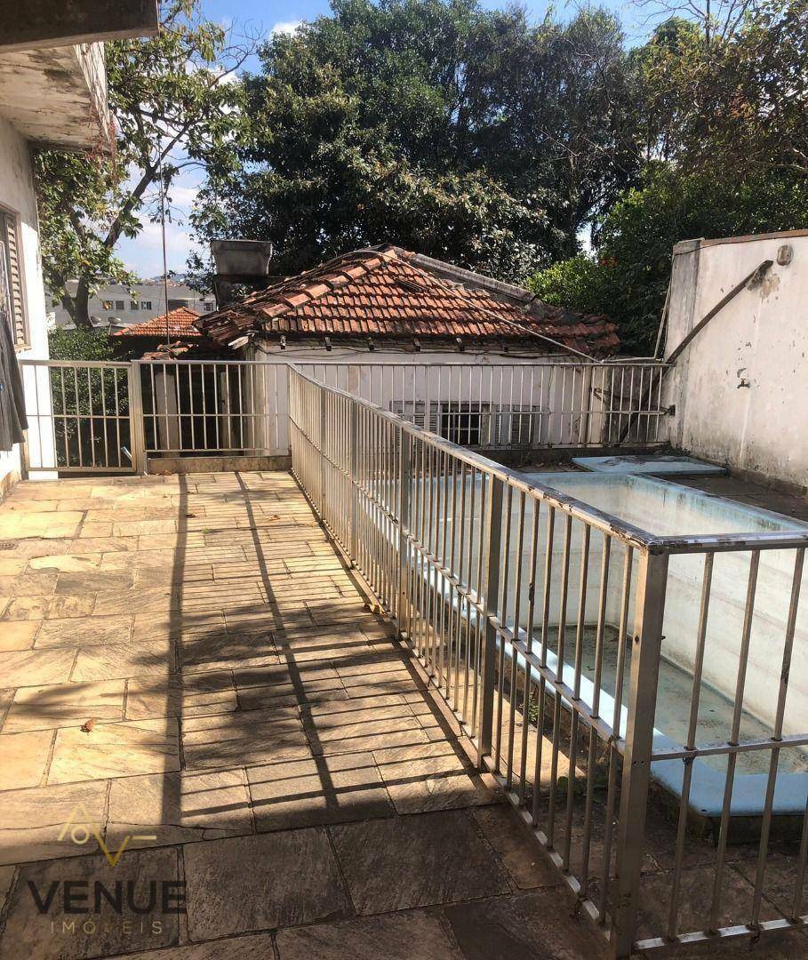 Sobrado à venda com 4 quartos, 450M2 - Foto 9