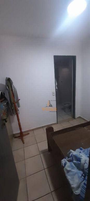 Casa à venda com 5 quartos, 300m² - Foto 19