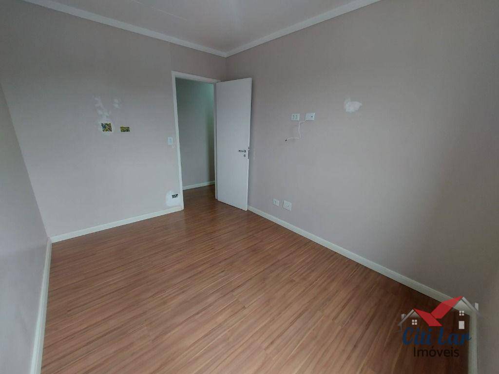 Apartamento para alugar com 2 quartos, 62m² - Foto 13