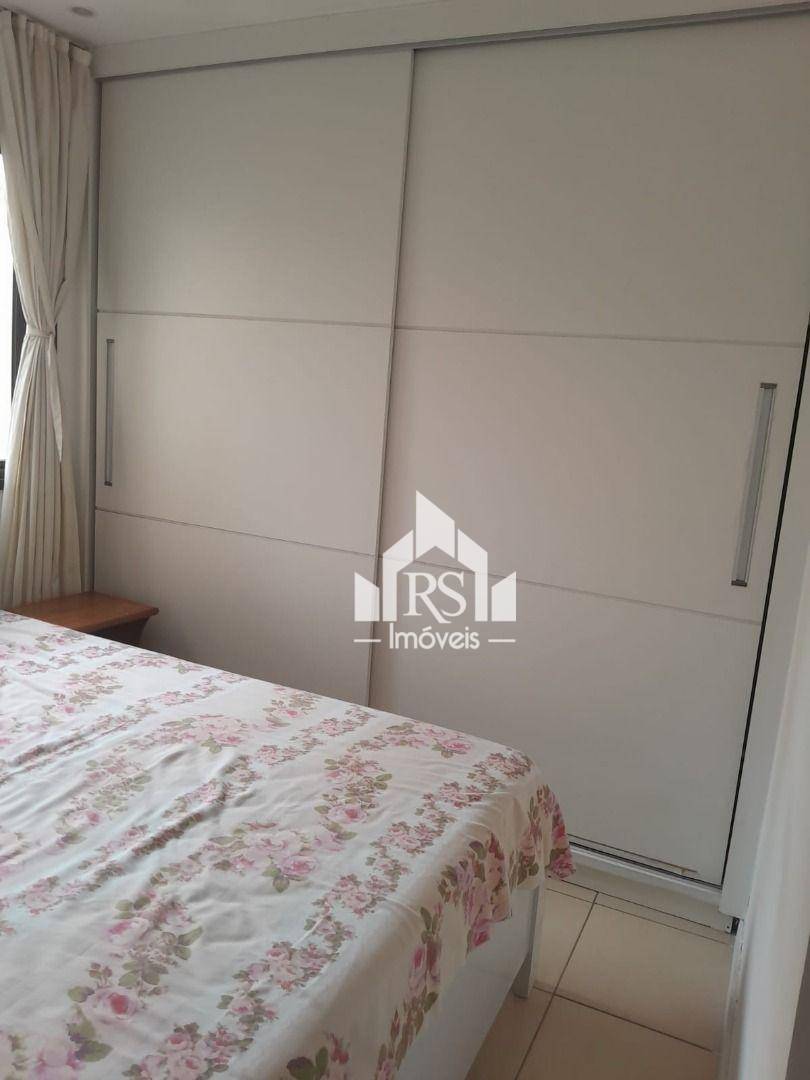 Apartamento à venda com 2 quartos, 70m² - Foto 17