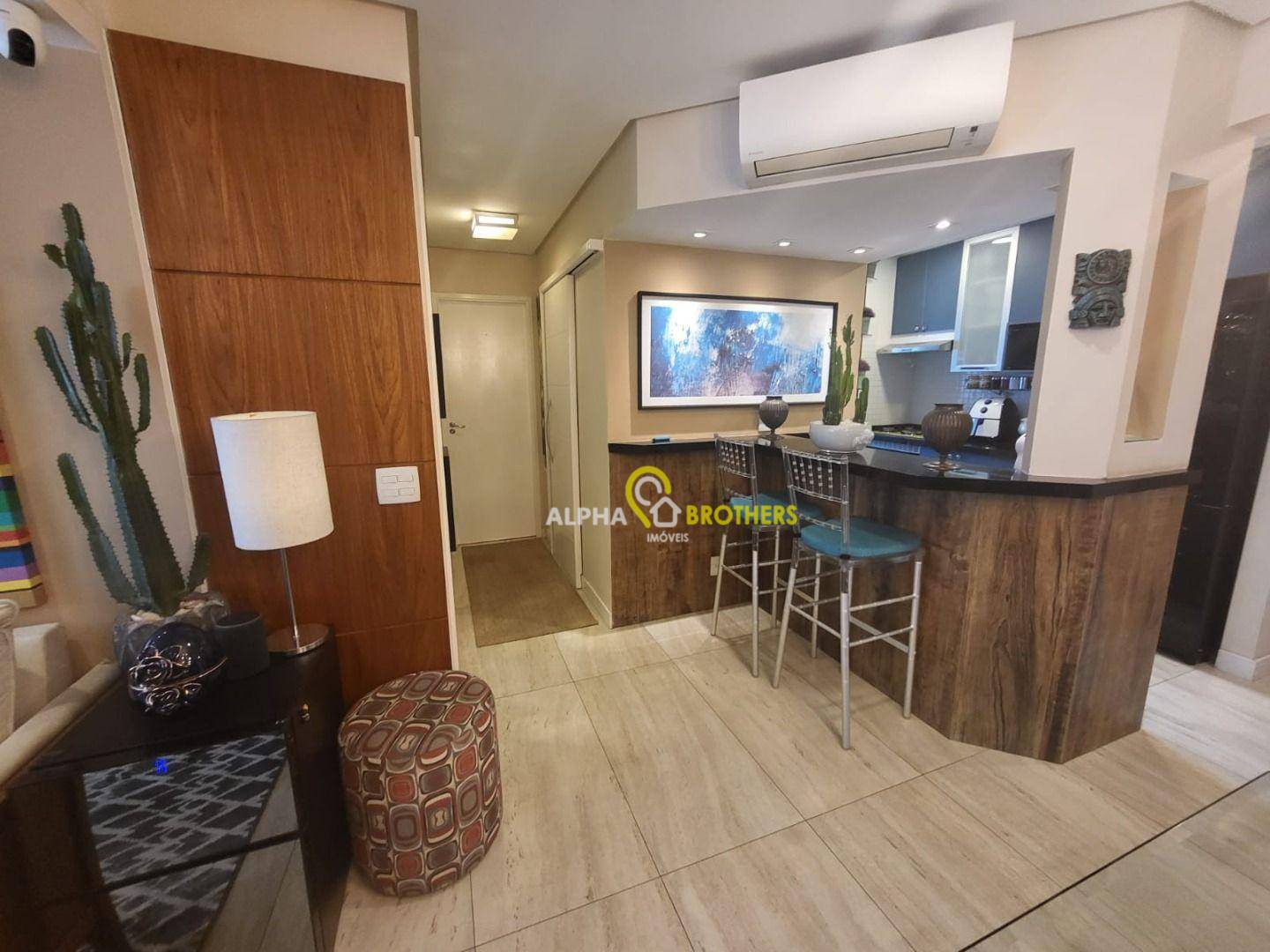 Apartamento à venda com 2 quartos, 62m² - Foto 7