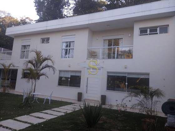 Casa à venda com 3 quartos, 230m² - Foto 2