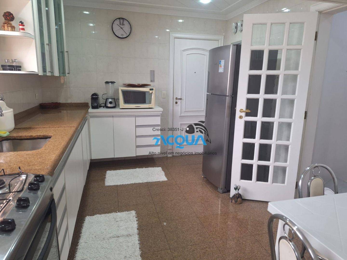 Apartamento à venda com 3 quartos, 160m² - Foto 8