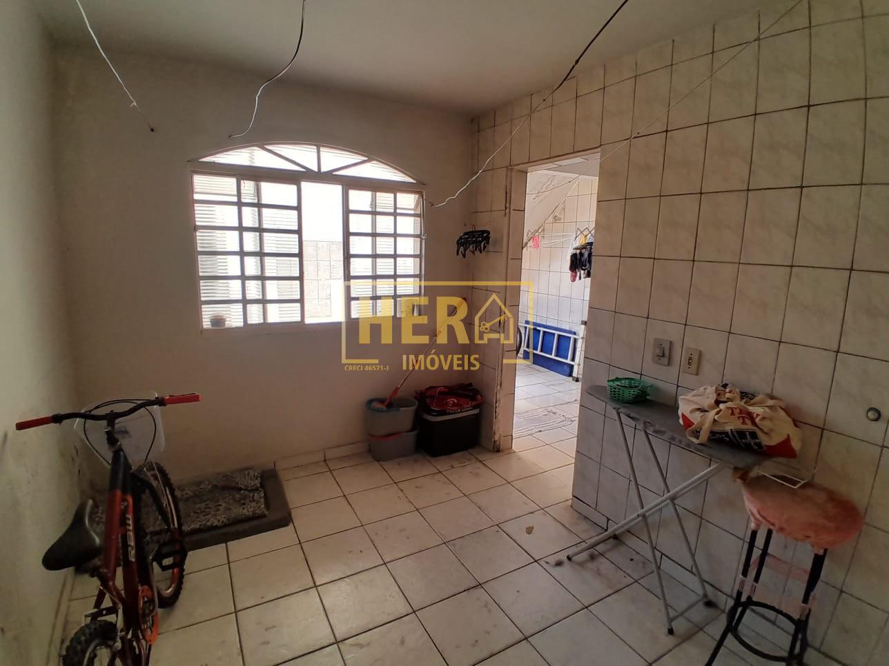 Casa à venda com 4 quartos, 288m² - Foto 5