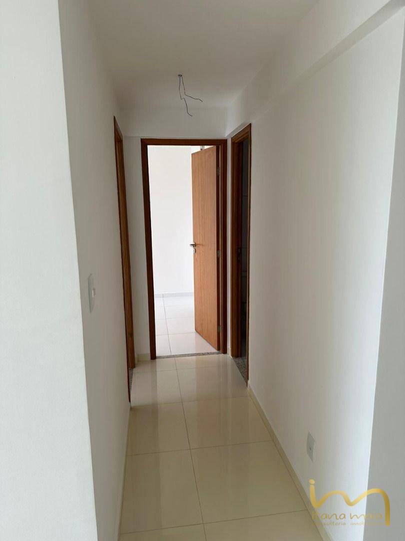 Apartamento à venda com 2 quartos, 62m² - Foto 7