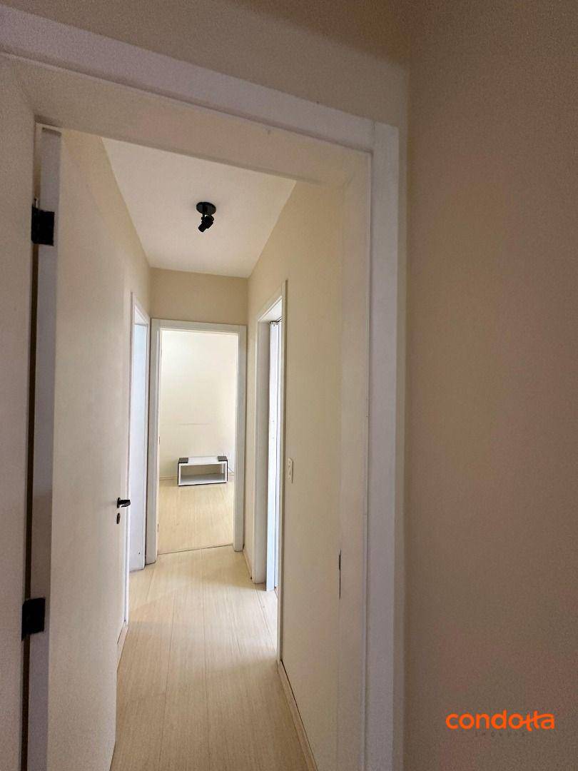 Apartamento para alugar com 2 quartos, 62m² - Foto 3